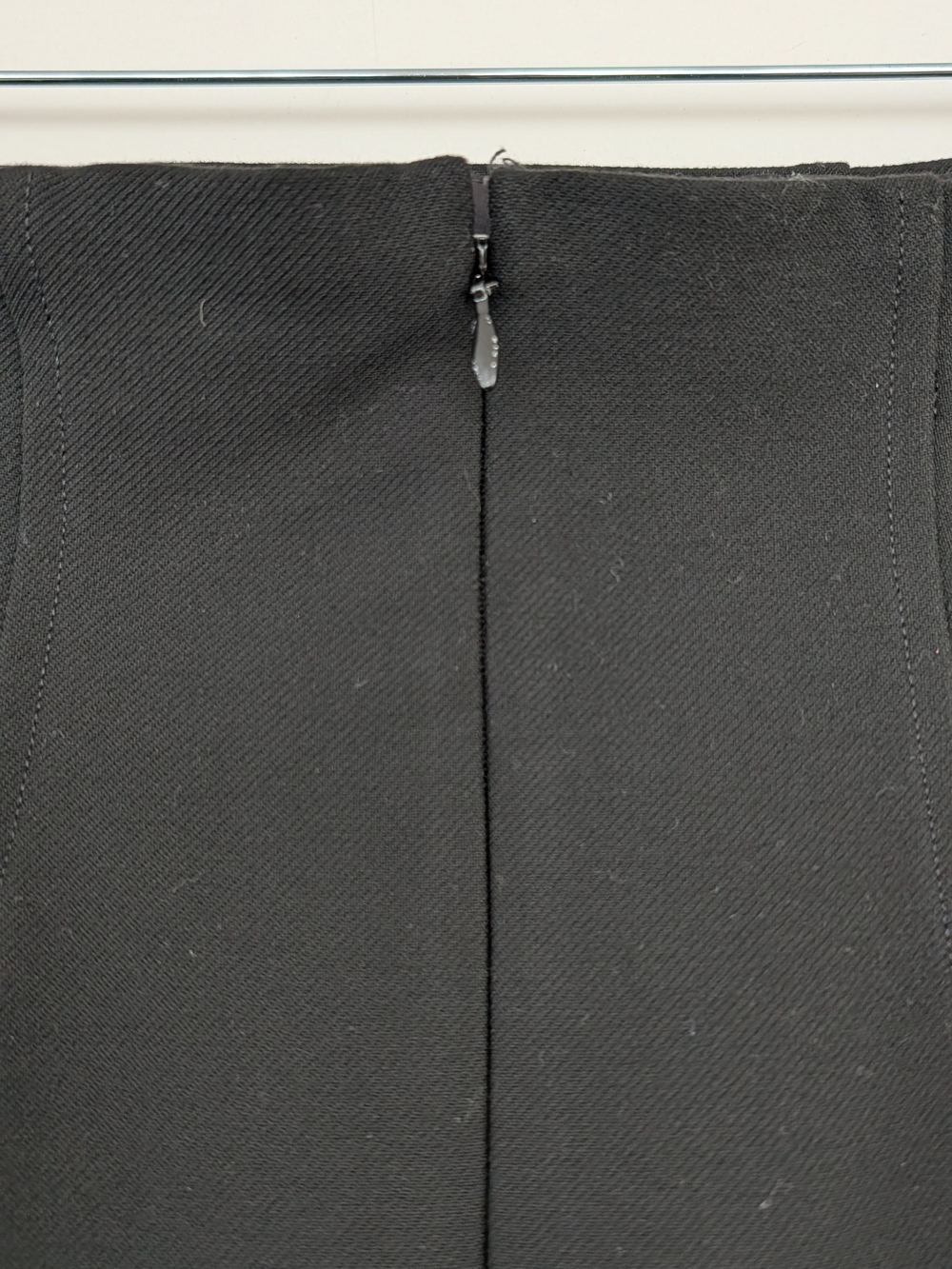 Express Black High-Waist, Knee Length Pencil Skirt, Size 12 - Picture 7 of 10
